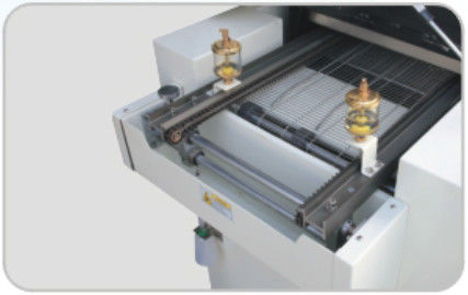 Four à refusion SMT à 4 zones avec contrôle PLC à écran tactile