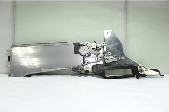 Le système d'alimentation électrique est équipé d'un alimentateur SMT électrique de 8 mm W08C AB09910 12 mm W12C AB10005 16 mm W16C AB10105